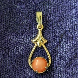 Vintage 10K Gold Plated Delicate Pendant With Angel Skin (?) Coral